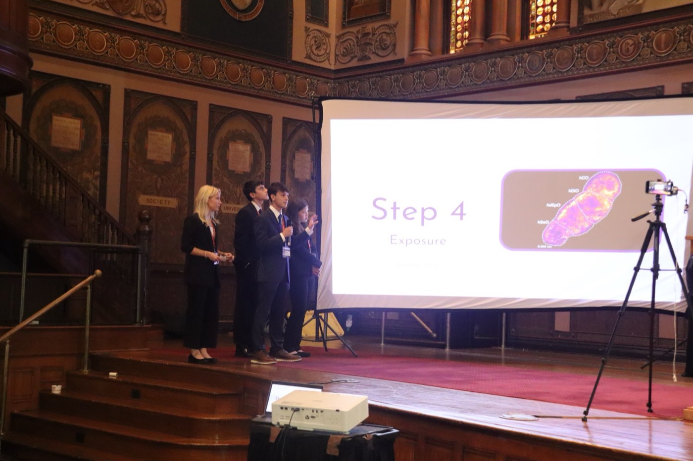 Daniel and his team presenting their Parkinson's disease research at Georgetown University